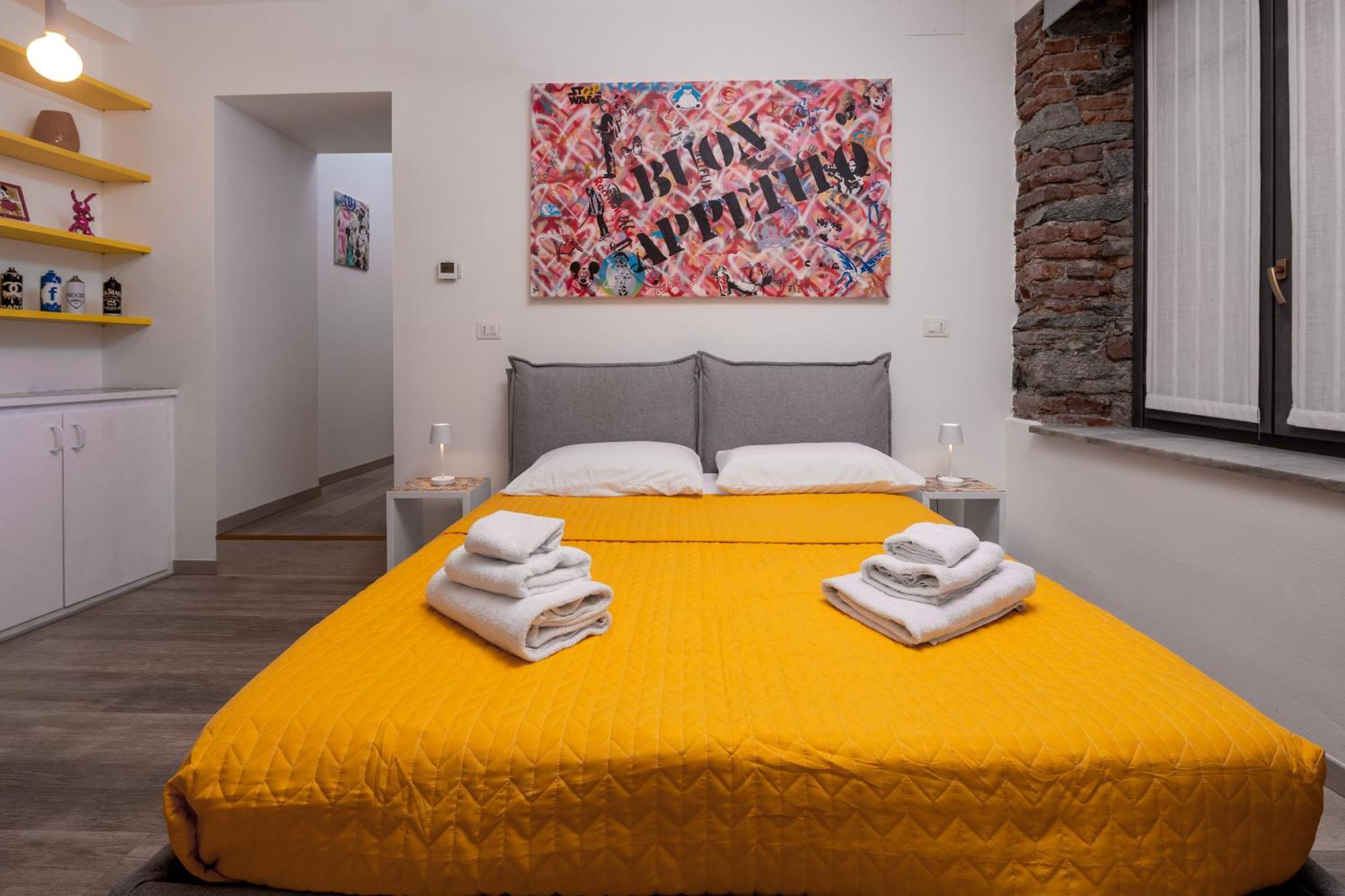 Baby Art Apartment Арона Екстериор снимка